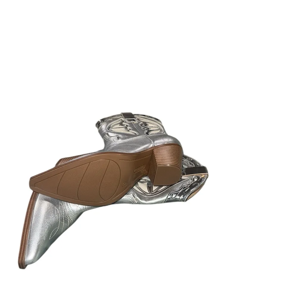 NEW NINE WEST $159 Puzz Western Booties Silver Metallic - Image 9