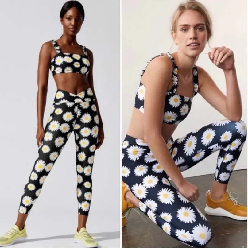 Years Of Ours Veronica Daisy 2 Piece Set Leggings + Sports Bra - Image 13