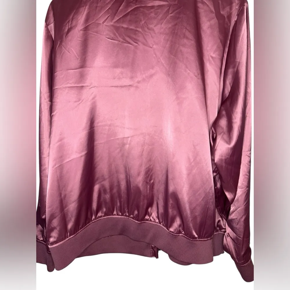 Torrid  Satin Floral Embroidered Bomber Jacket Size 4 Rose Pink - Image 7