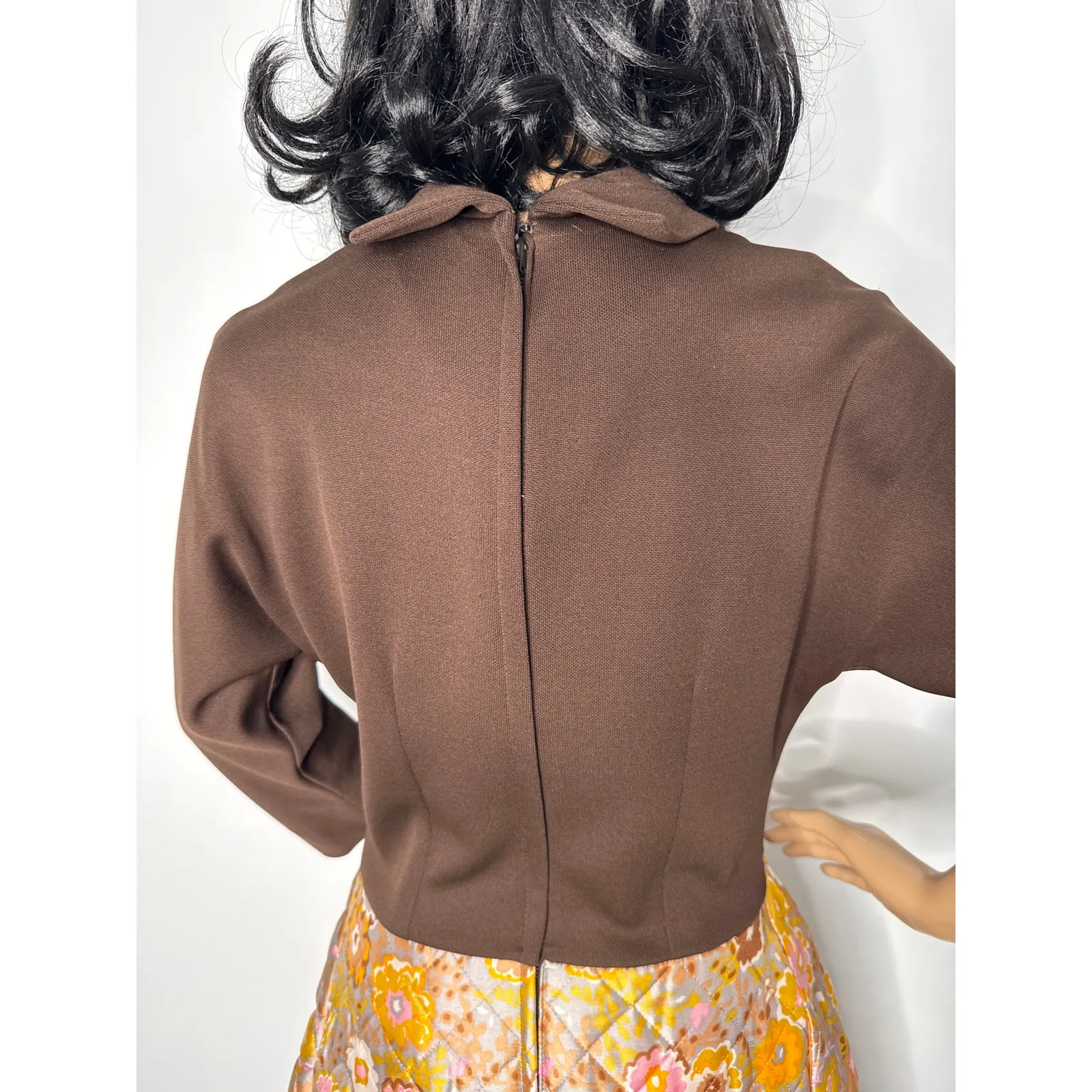 1960s Norman for At Home Wear Quilted Floral Hostess Brown Maxi Dress medium - Image 7