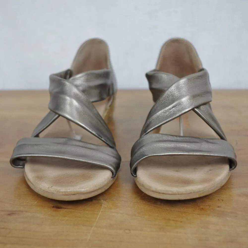 Spanish Made Gold Leather Strappy Slight Wedge Espadrilles EU 39 - Image 11