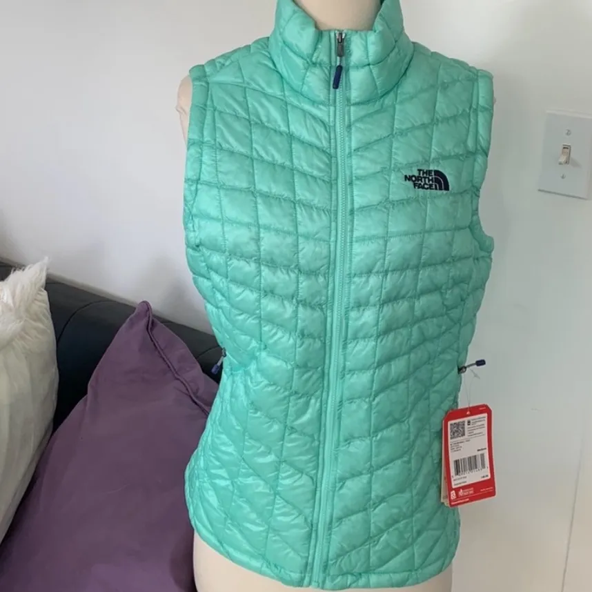 The North Face  Thermoball Green Vest - Image 3
