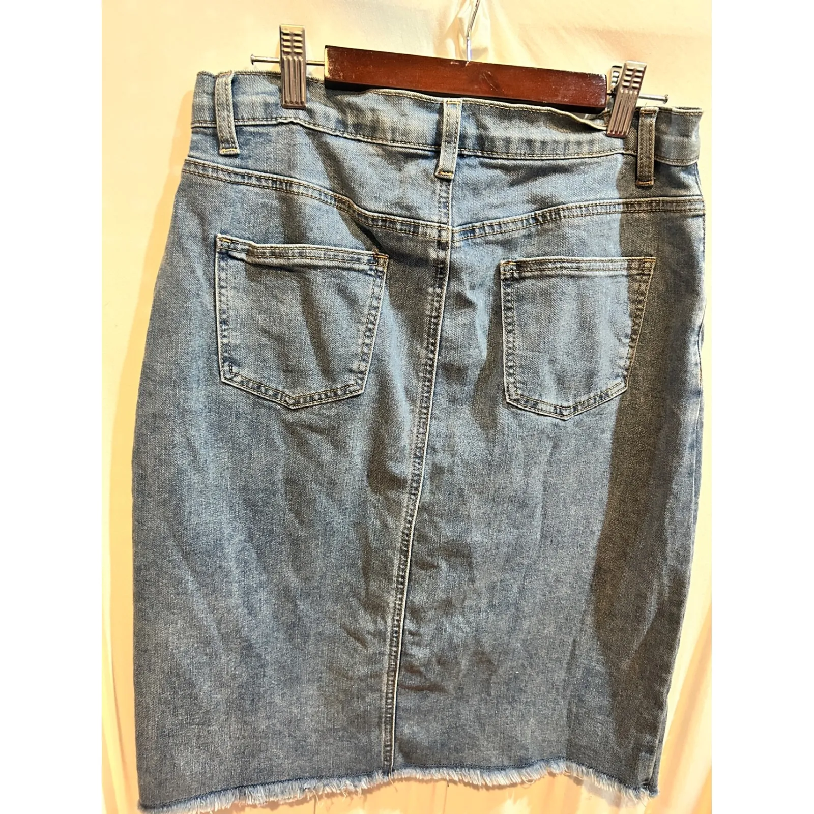 Happily Grey Denim Skirt Womens 2/27 Frayed Hem Light Wash Pencil Blue Size 00 - Image 5