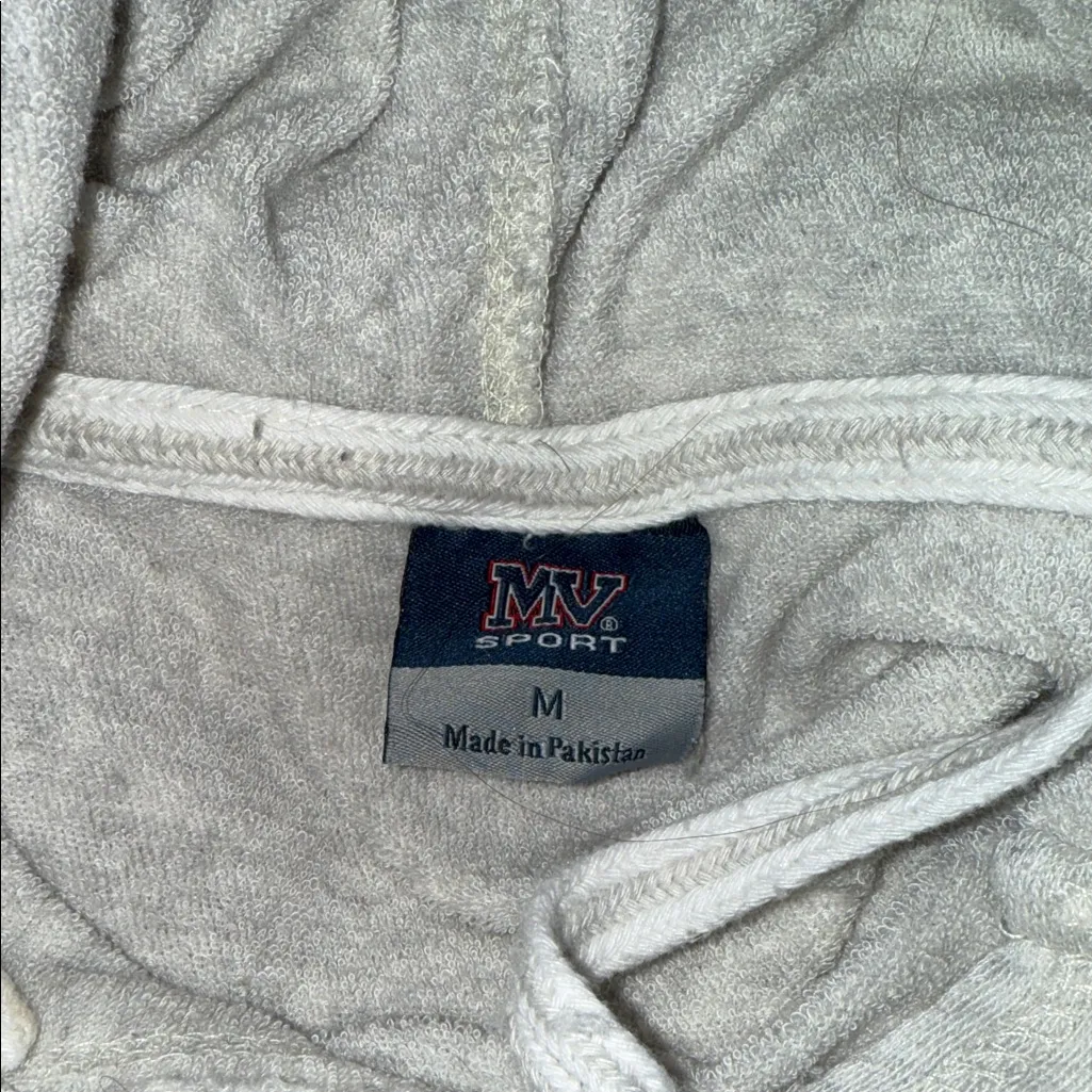 Gray Montauk New York Hoodie Size M - Image 6