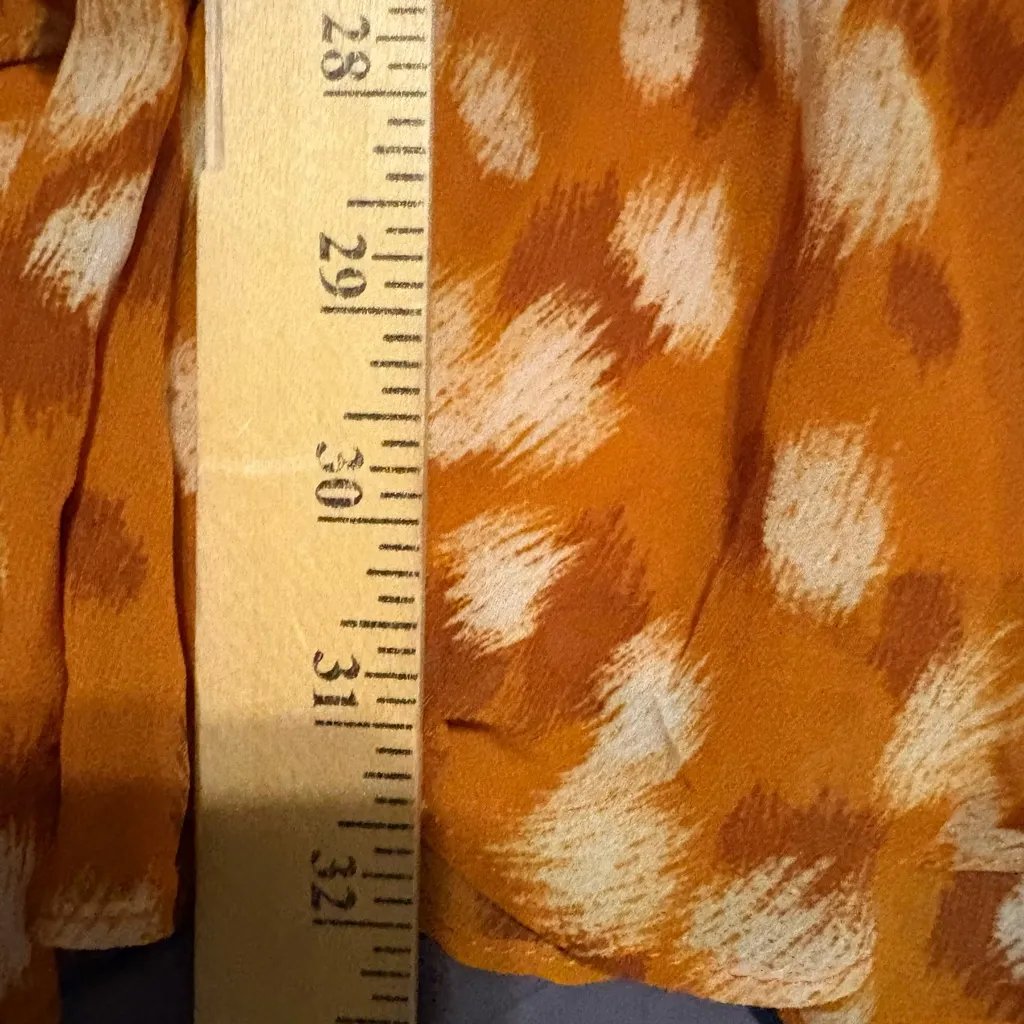 Bardot Bambina Frill Smocked
Sketchspot Feature Sleeve size 8 medium nwt - Image 9