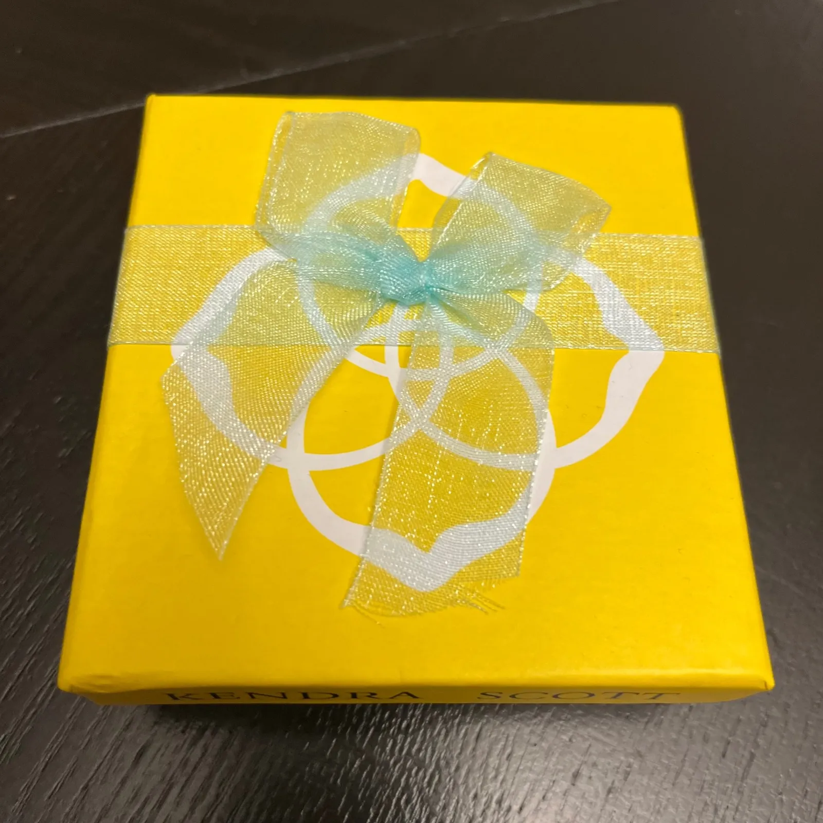 KENDRA SCOTT NEW Evie Hoop Fringe Tassel Pink Gold Plated Earrings - Image 10