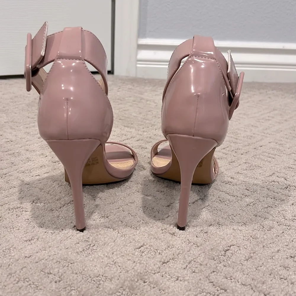 Charlotte Russe Mauve heels - Image 3
