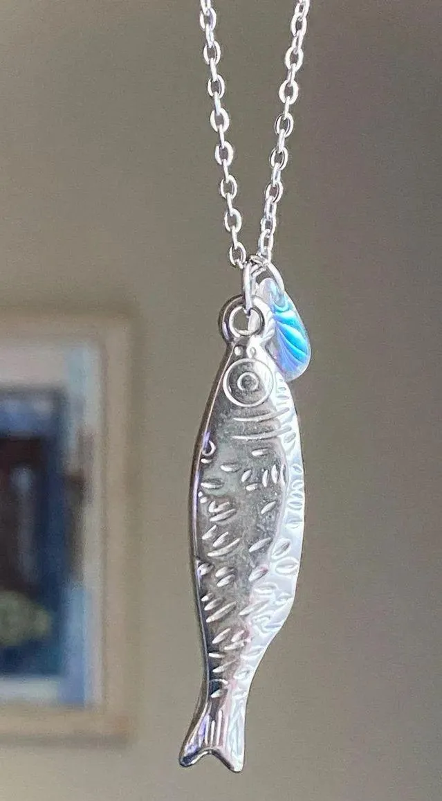 Handmade gold tone fully gold tone stainless steel fish boho funky chic necklace🌀🐟 - Image 8