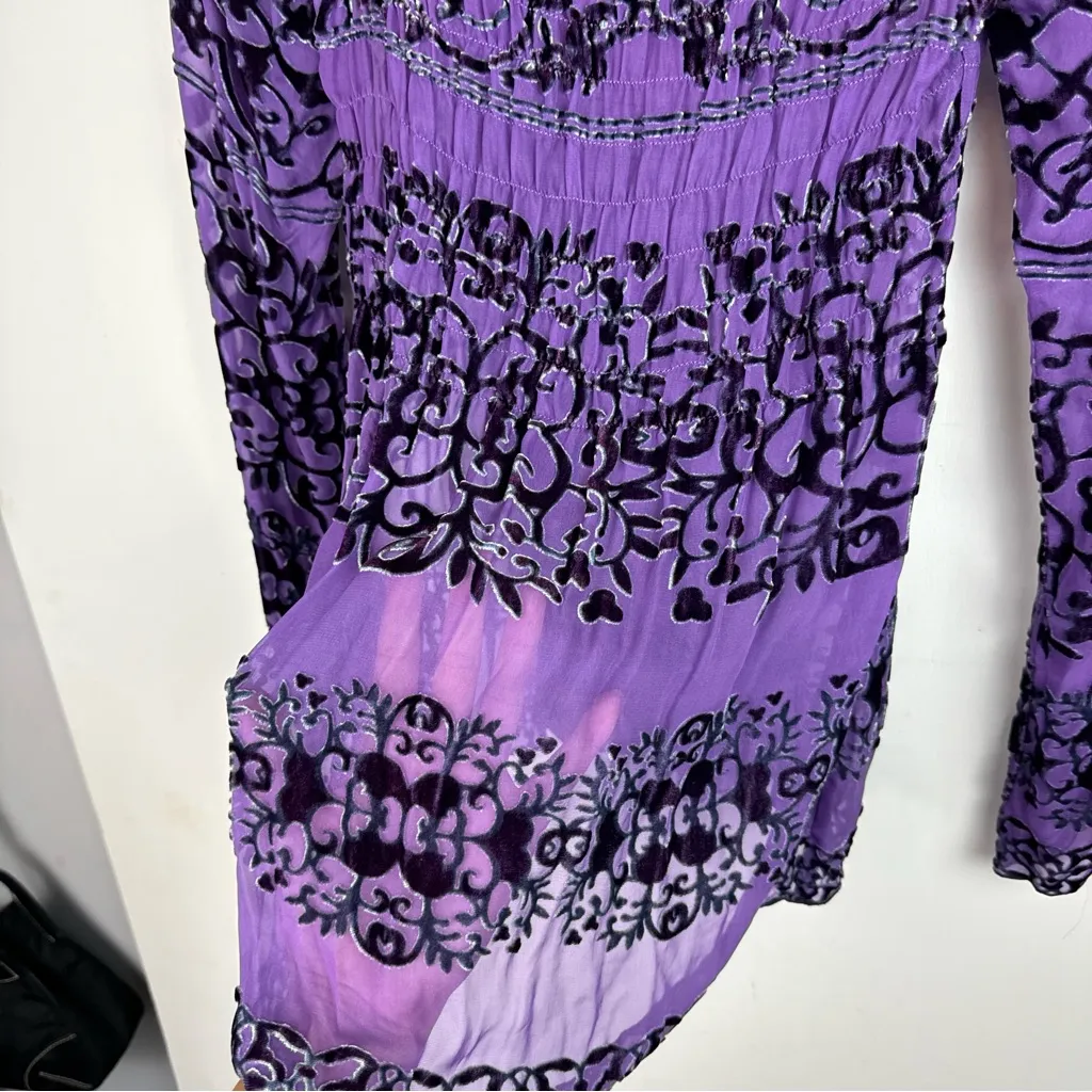 Hale Bob Velvet Burnout Top Sz XS Long Sleeve Ruched Purple Black Floral - Image 7