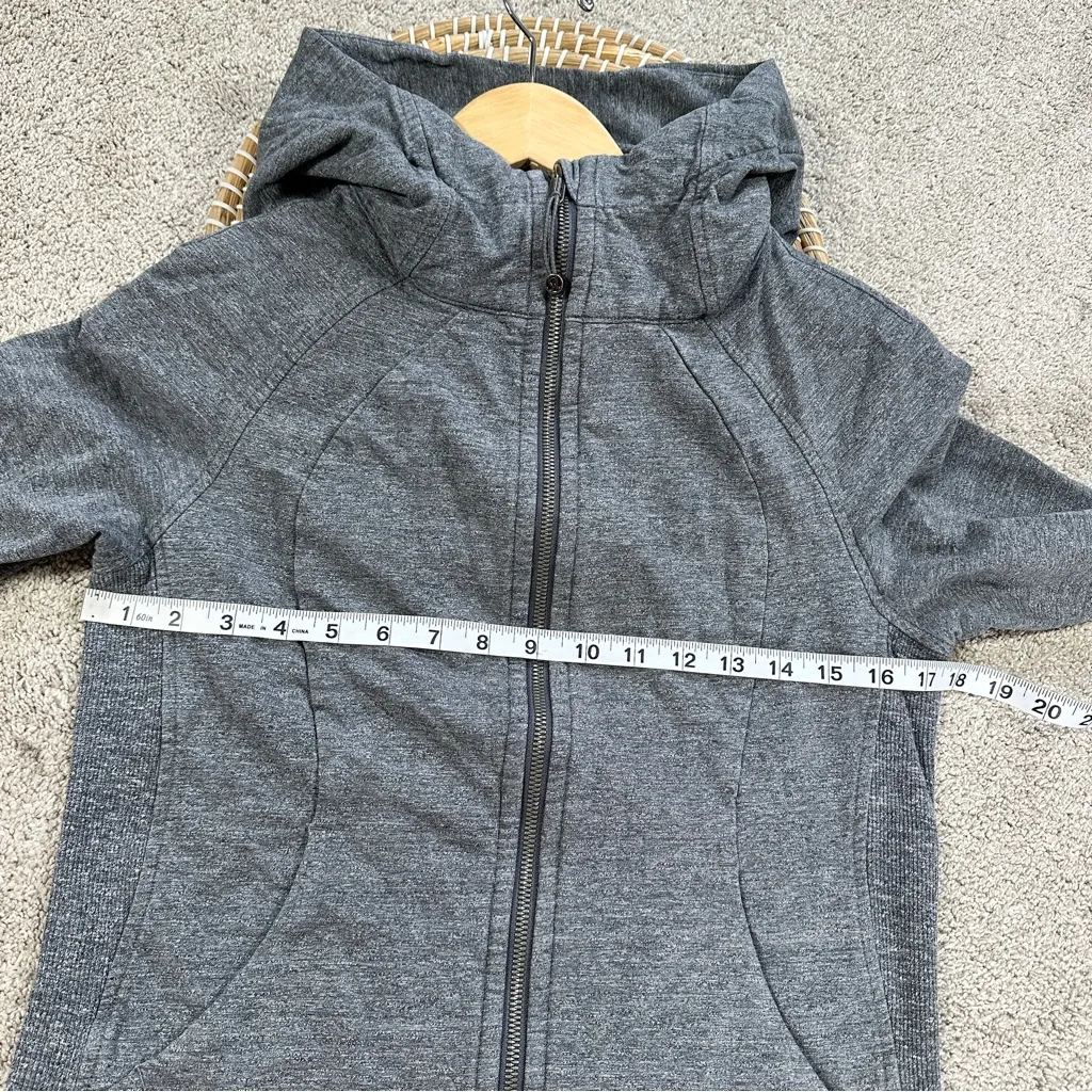 Lululemon Women’s Scuba Hoodie IV (Terry) Full Zip in Heathered Snow Slub Coal 6 - Image 13