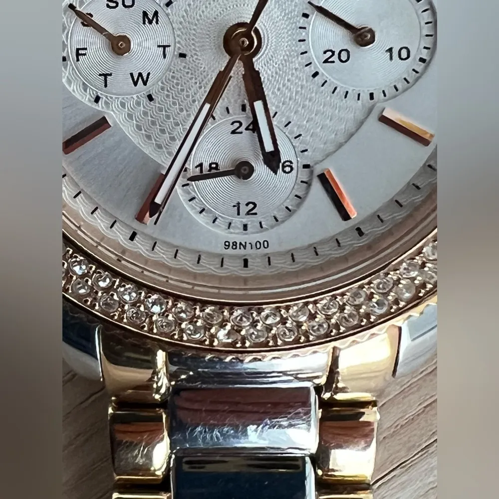 Bulova Ladies Watch Rose and Stainless Bracelet White Dial Day Date Dials - Image 5