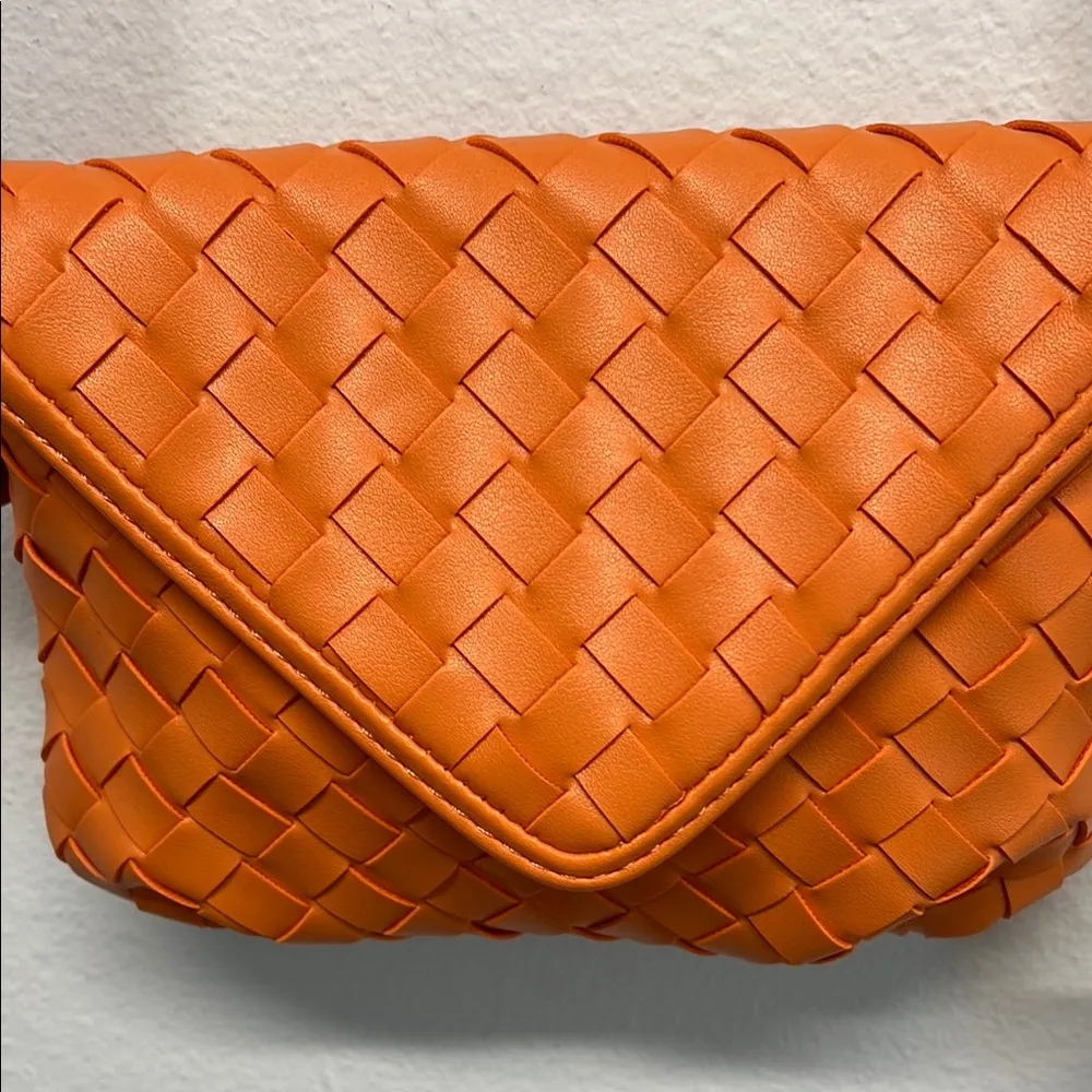 Urban Expressions | Woven Crossbody Bag - Image 6