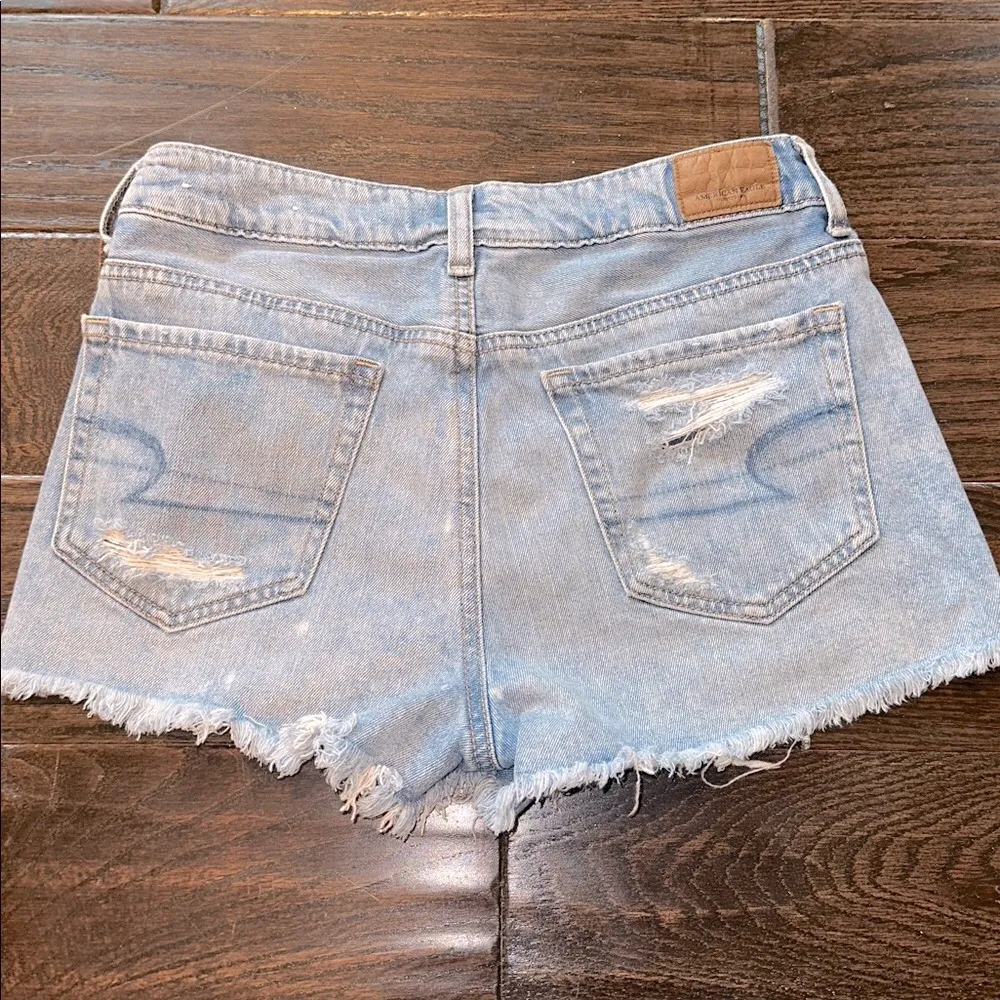 American Eagle Outfitters Blue Distressed Jean tomgirl shortie shorts size 2 - Image 5