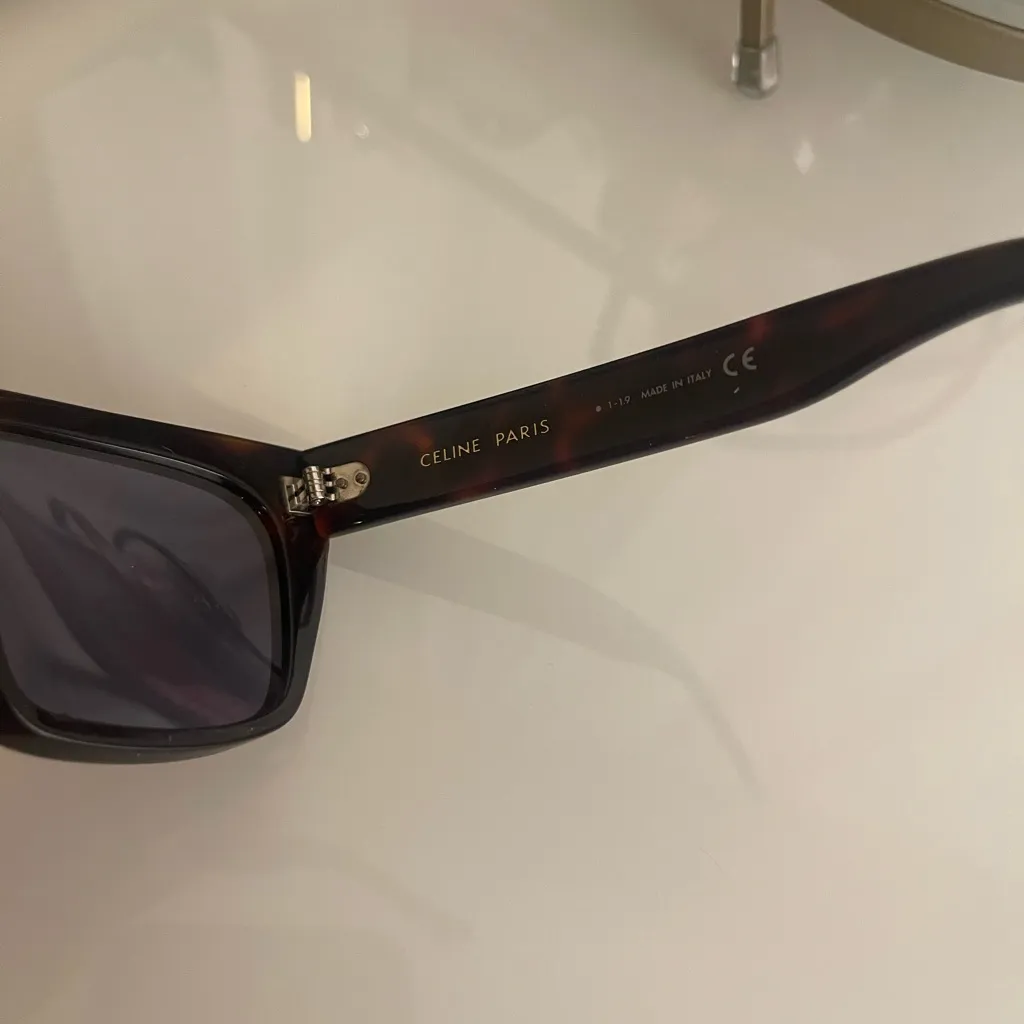 Celine Classic Tortoise Shell Sunglasses - Image 7