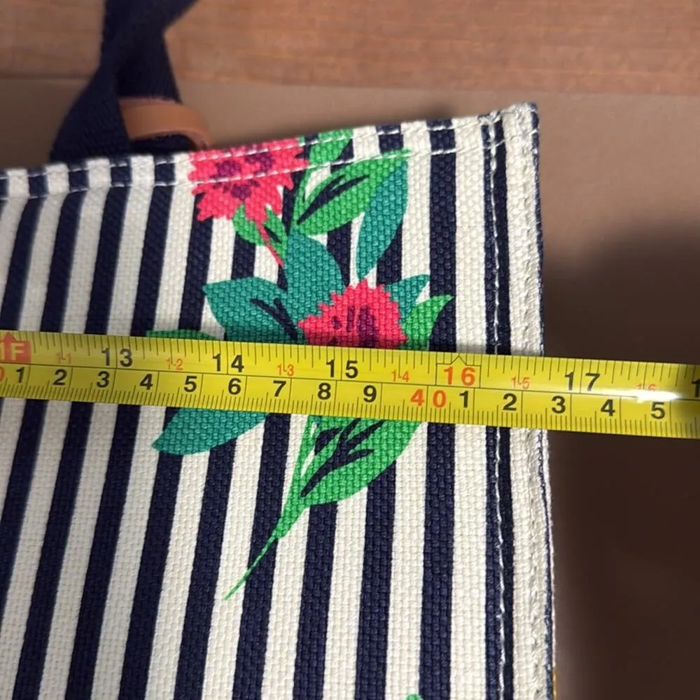 Spartina 449 Shelter Cove Market Tote navy blue stripes floral design beach tote - Image 6