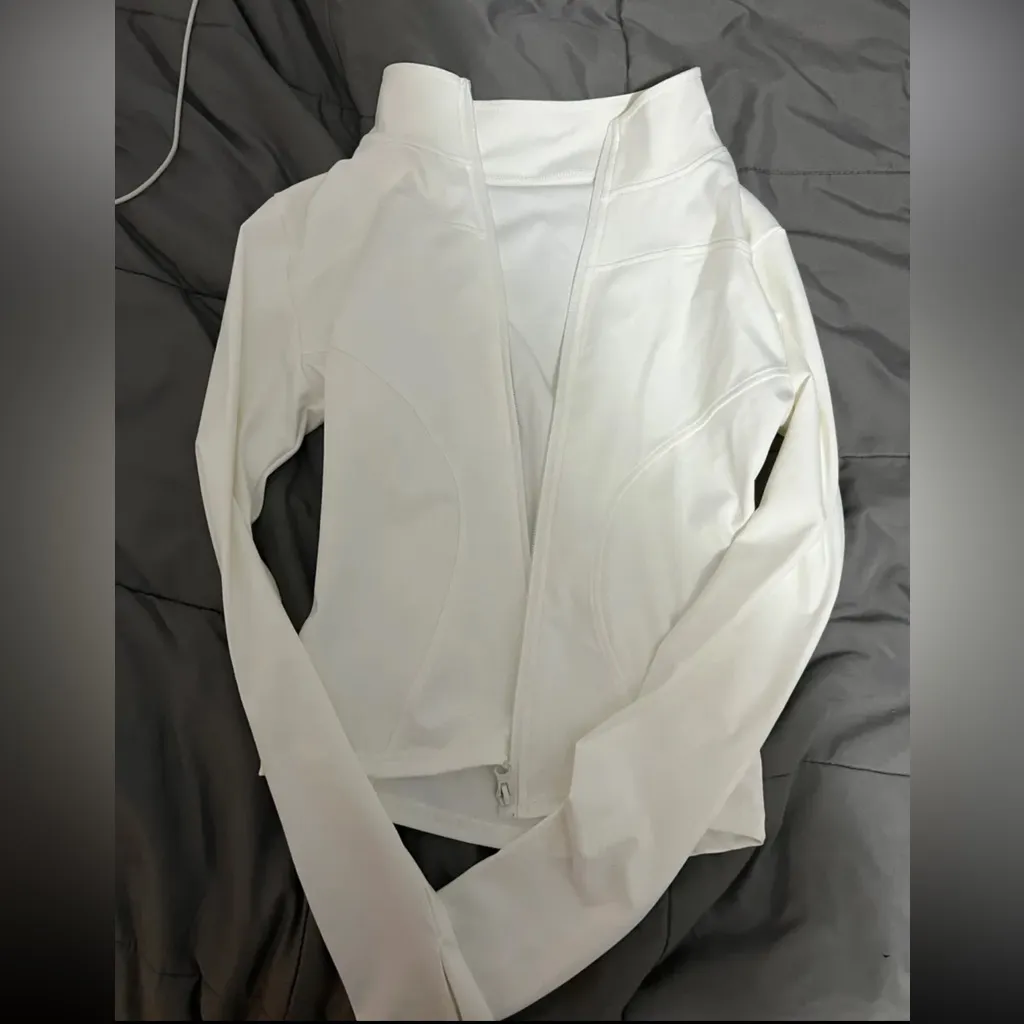 White Zip Up - Image 3
