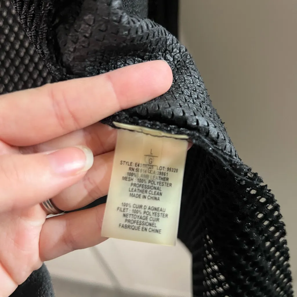 Elie Tahari 100% Leather Micro-perforation Mesh motorcycle vest - Image 11