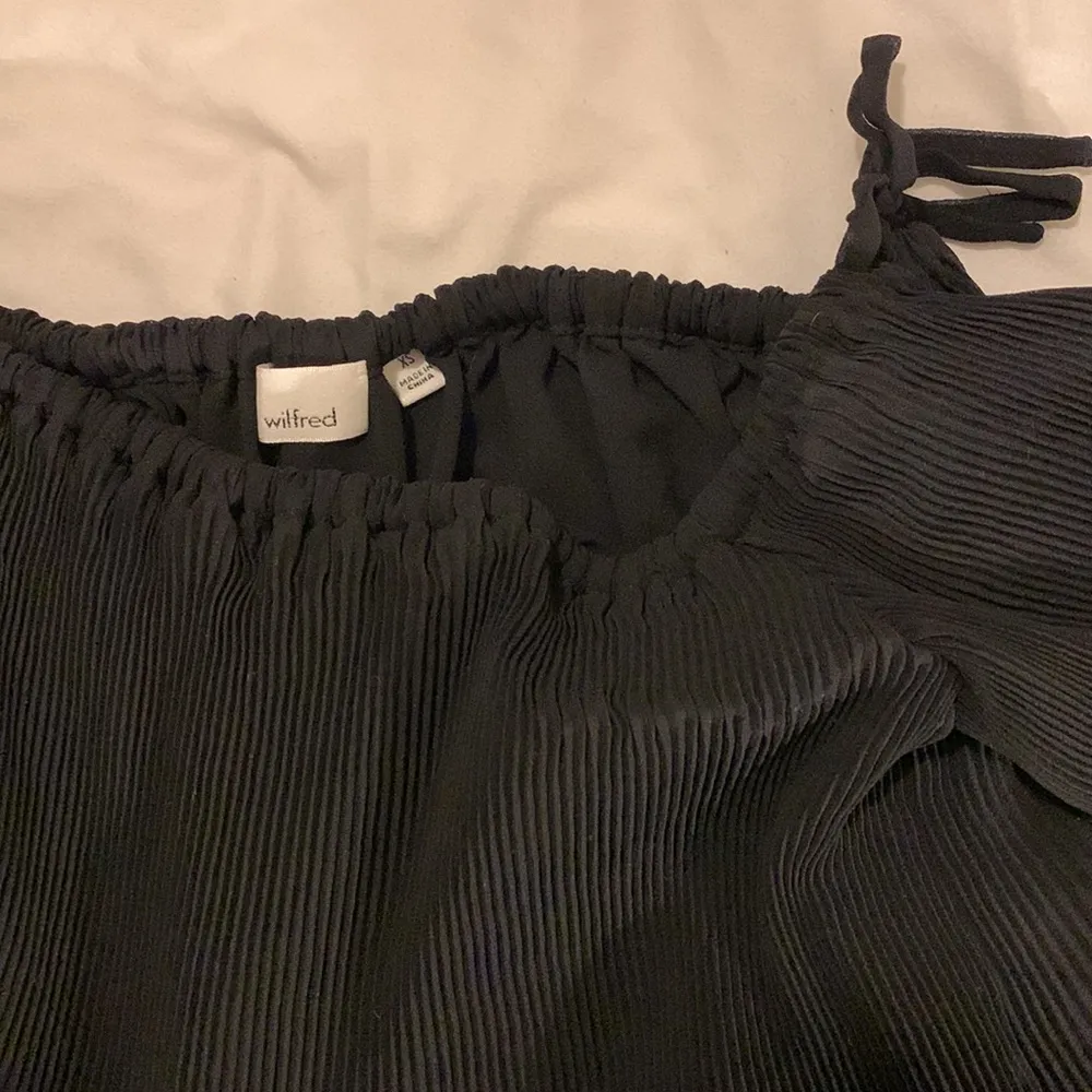 Wilfred by aritzia talence chiffon blouse - Image 9