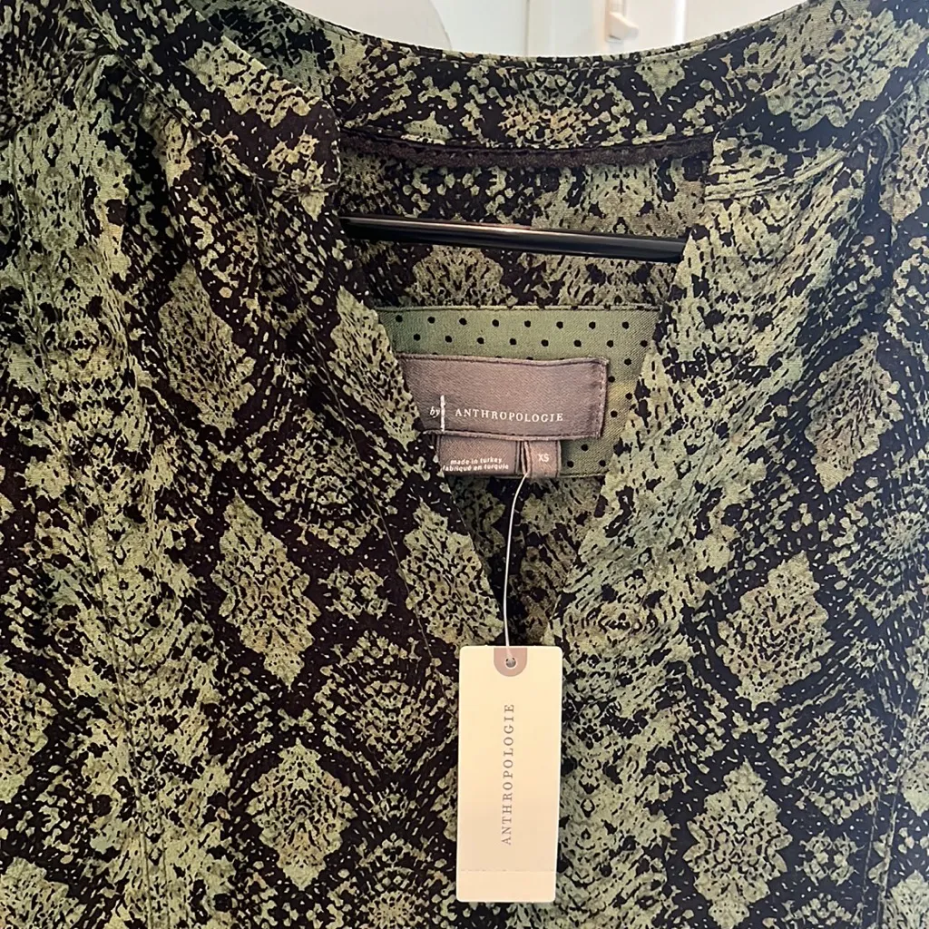 Anthropologie, NWT, the Rachel, snake skin, green dress size extra small - Image 2