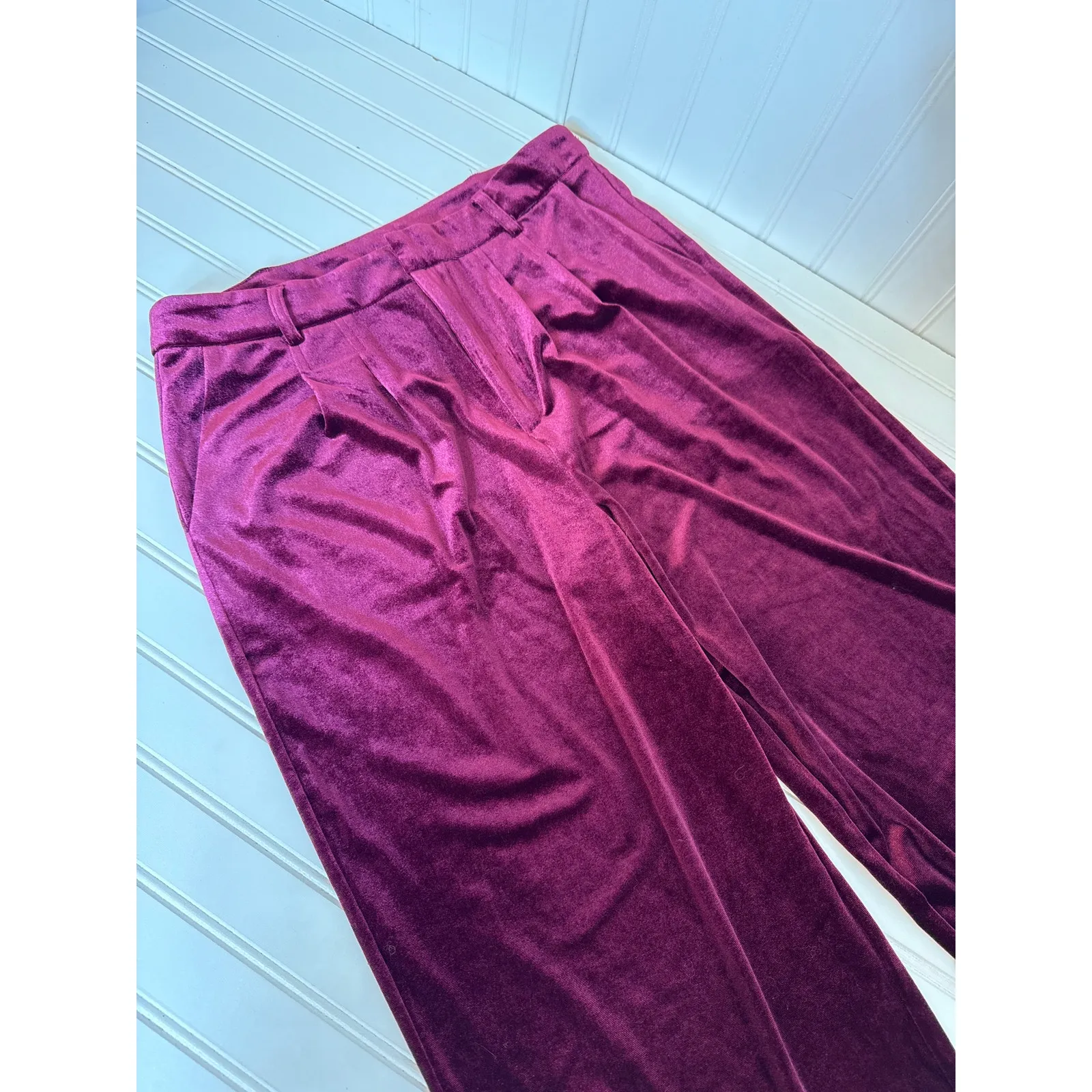 Lulus Chic Splendor Wine Red Velvet Pleated High-Rise Wide-Leg Pants Size 12 - Image 4
