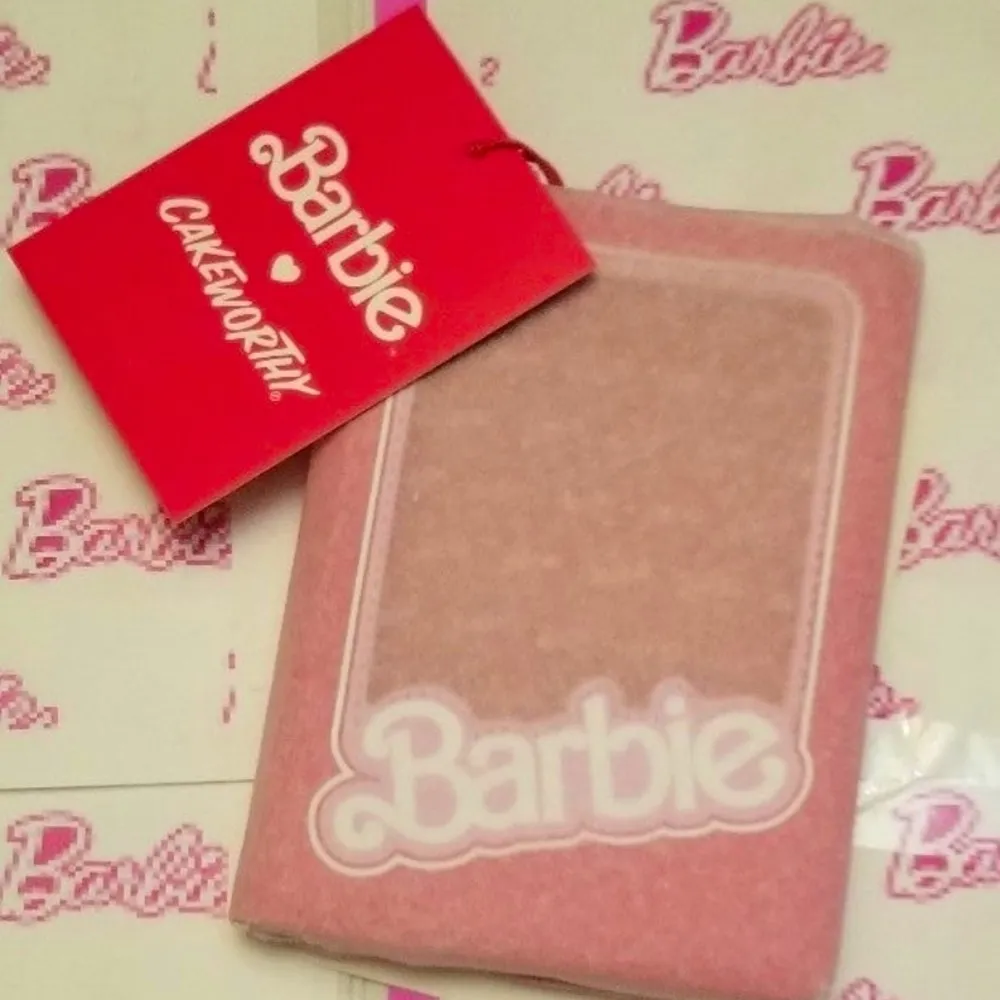 Barbie Pink Passport Holder Limited Edition NWT - Image 4