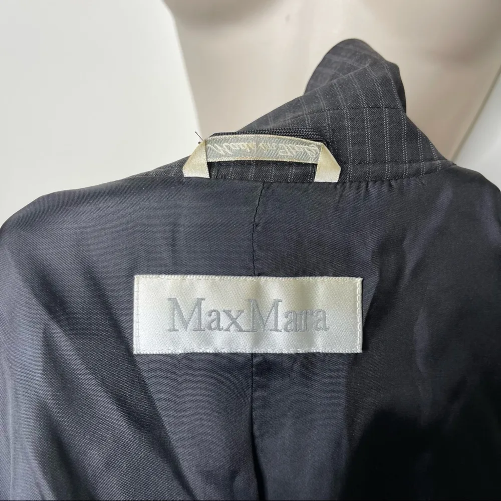 MaxMara grey stripe crop wool blend blazer one button closure size 10 - Image 6