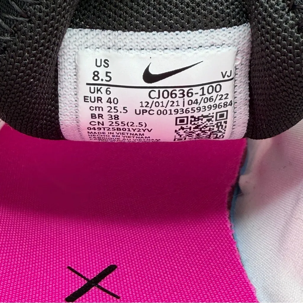 Nike Air Max Dia Sneakers Womens Size 8.5 Shoes White Pollen Rise Pink Yellow - Image 8