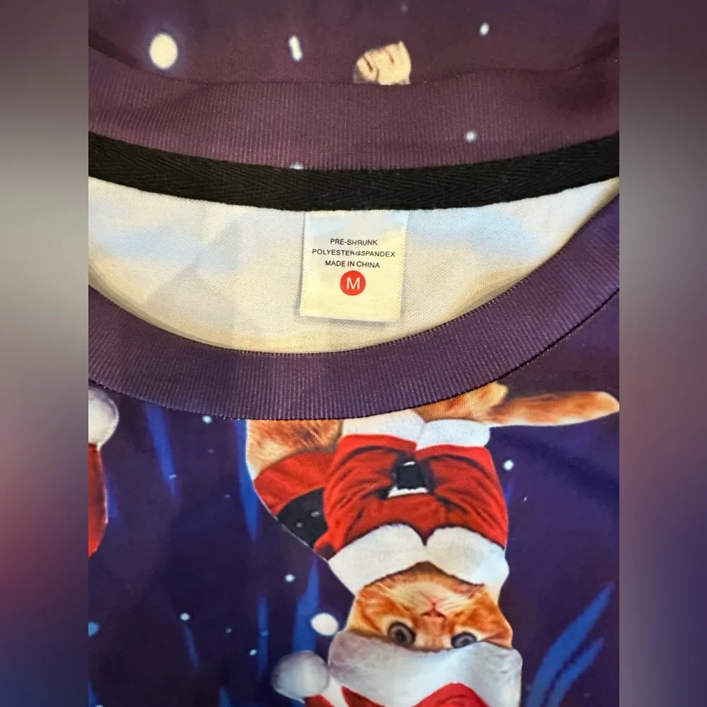 Christmas Holiday Santa Cat pre shrunk sweatshirt Size Medium Red - Image 5