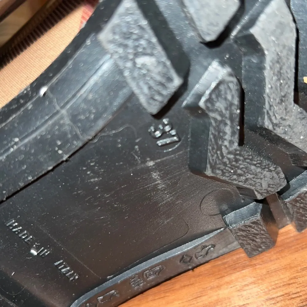 Burberry  rain boots - Image 7