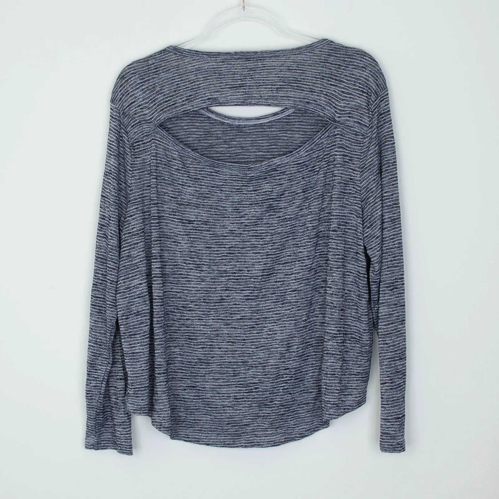 Athleta Womens Blue Striped Long Sleeve Cutout Back Top Size XL Athleisure Gym - Image 5