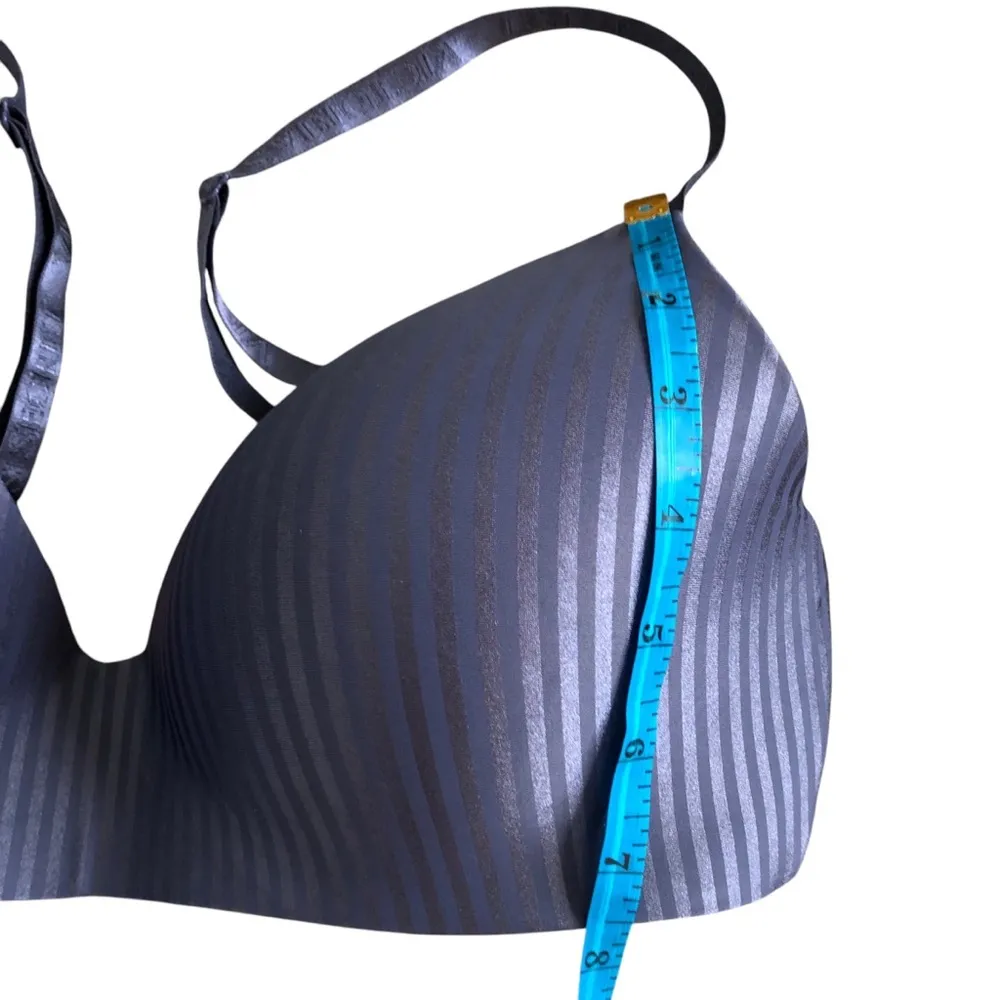 Victoria’s Secret dark blue striped lightly lined wireless t shirt bra 36D - Image 3