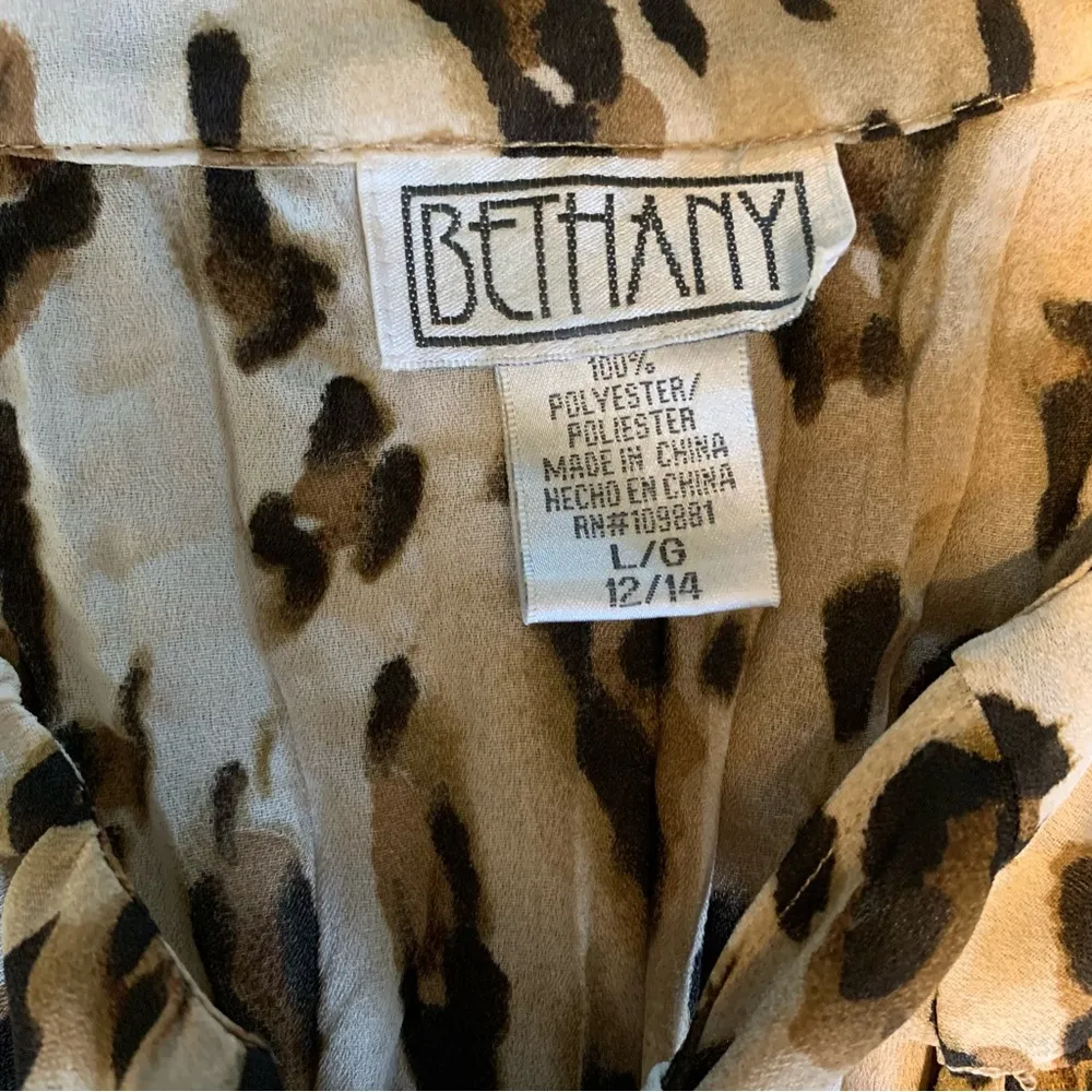 Bethany Cheetah Print Sheer Tie Front Top L Size L - Image 5
