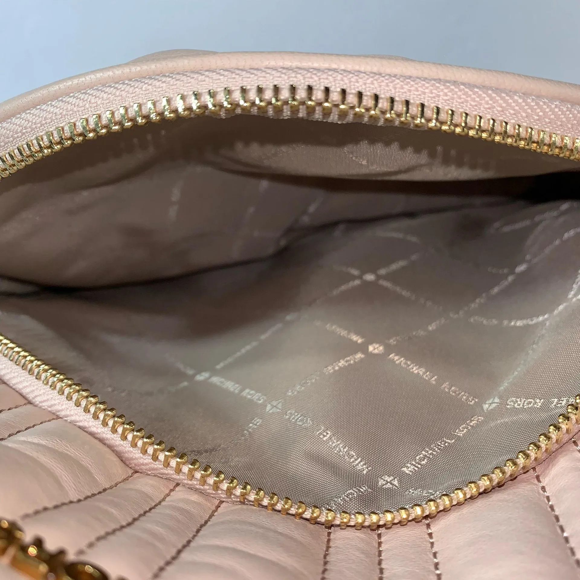 Michael Kors Abbey light pink/beige leather backpack ballet - Image 9
