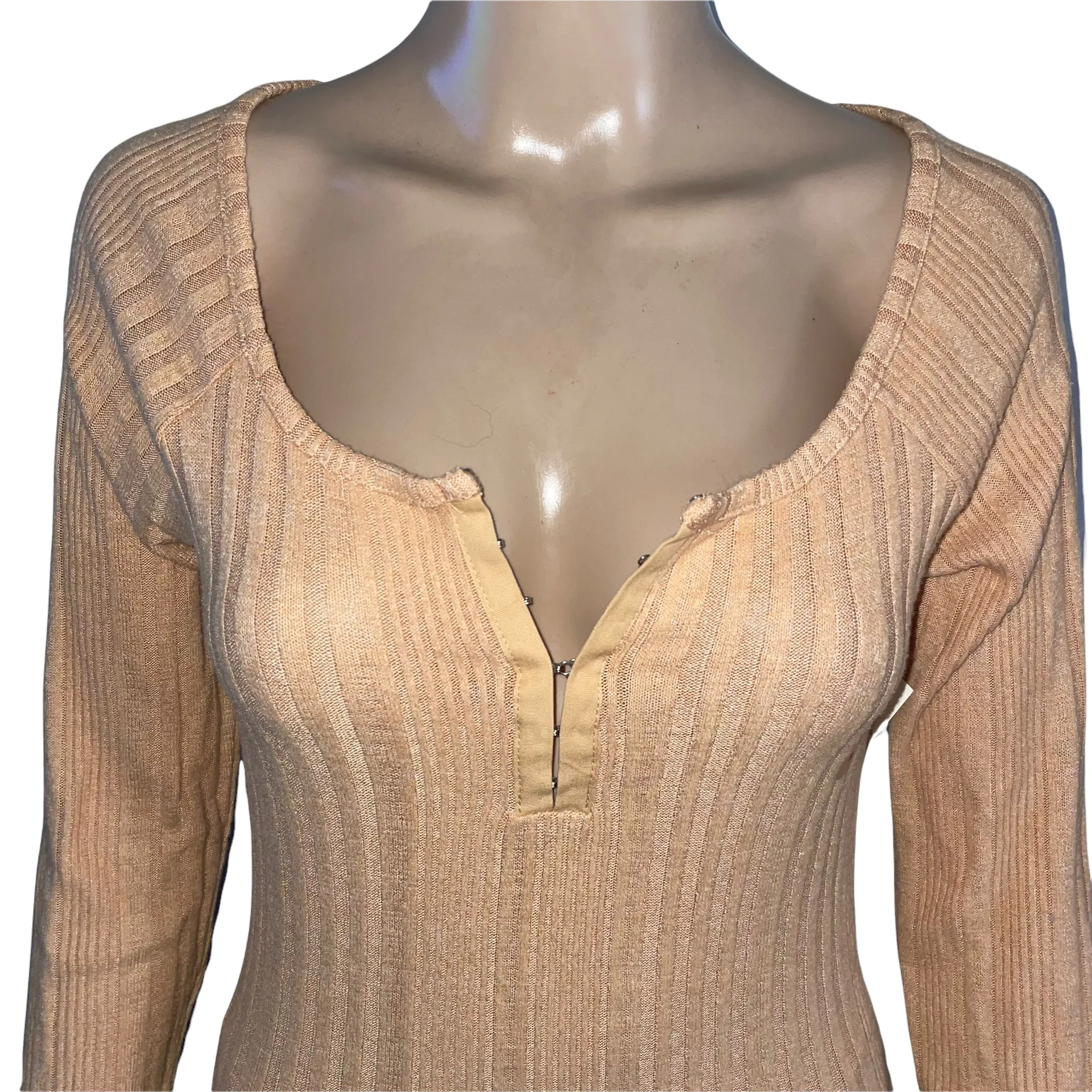 Aeropostale Long Sleeve Hook And Eye Shrunken Henley - Image 7