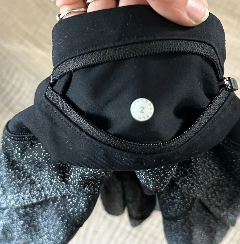 Lululemon Speed Up Shorts 2.5" - Image 4