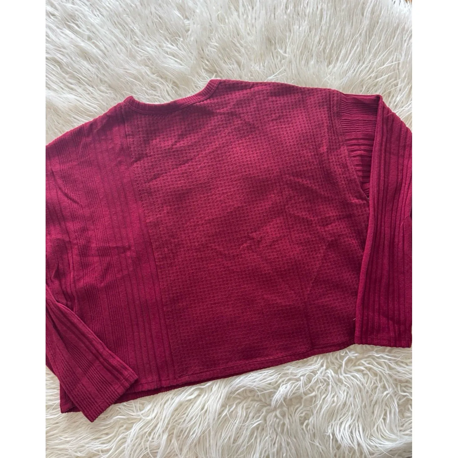 Wild Fable Long Sleeve Boxy Cropped T-Shirt Berry Red Size Large - Image 7