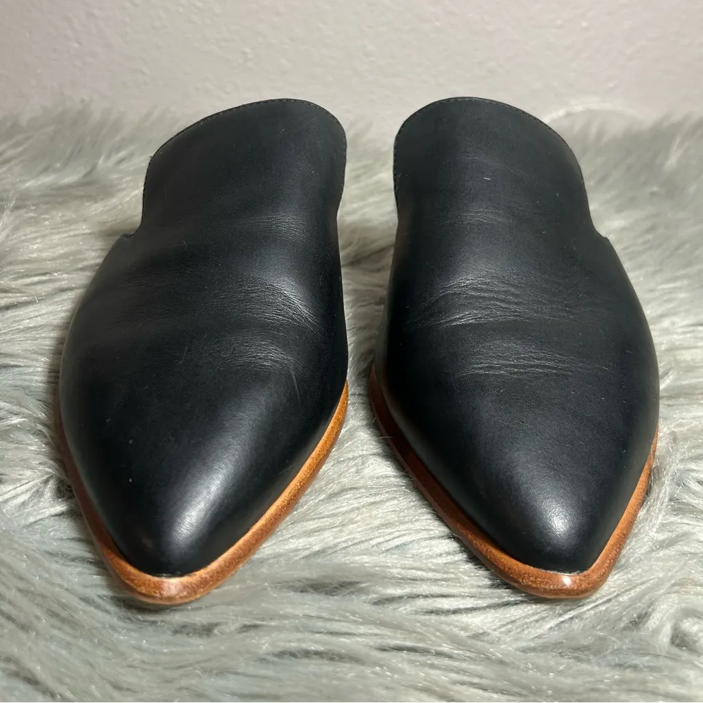 Madewell The Gemma Mule in Leather  
Black Mules Sz 7.5 - Image 4