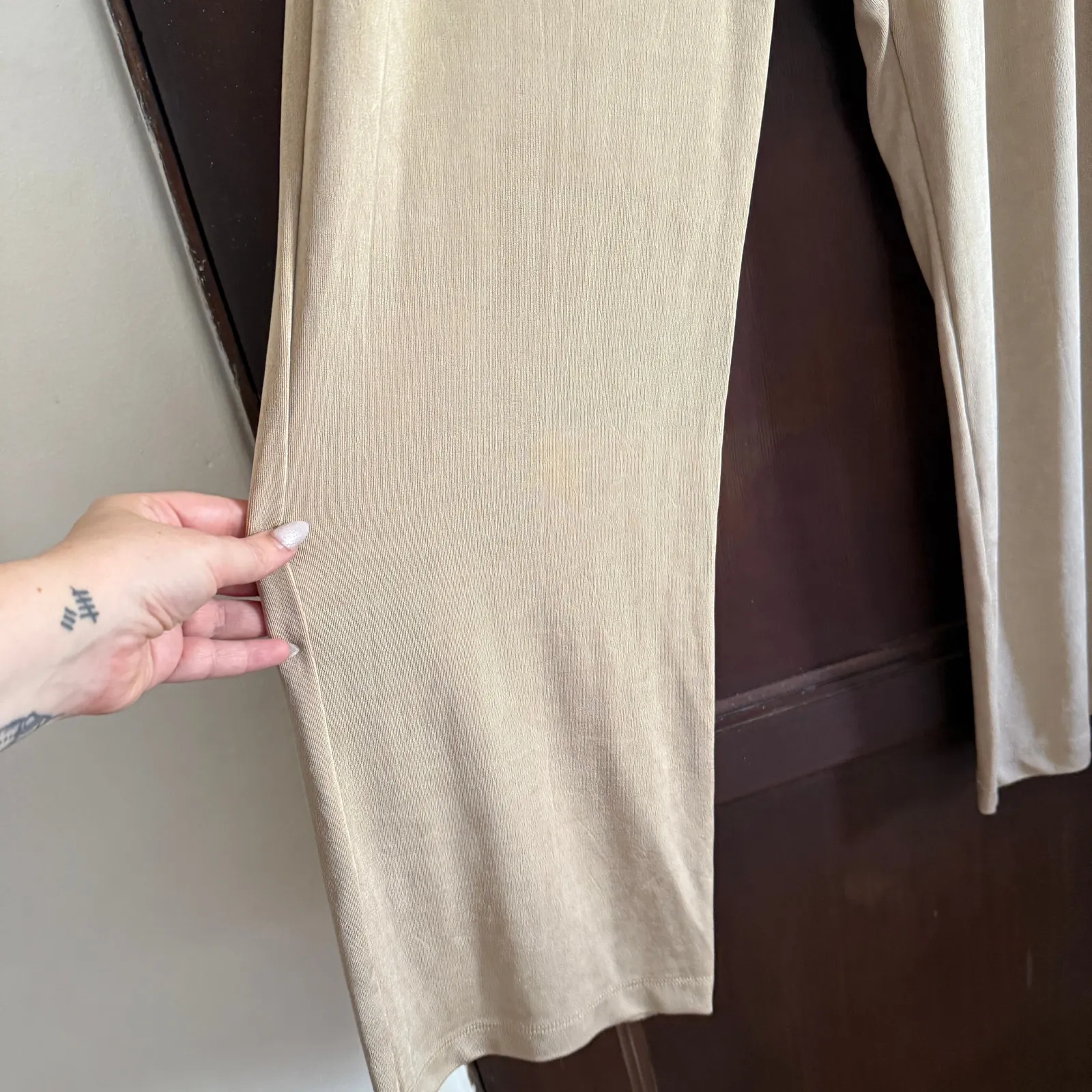 CHICO'S TRAVELERS | Taupe Tan Flat Front Straight Leg Pull on pants | Large 2 - Image 3