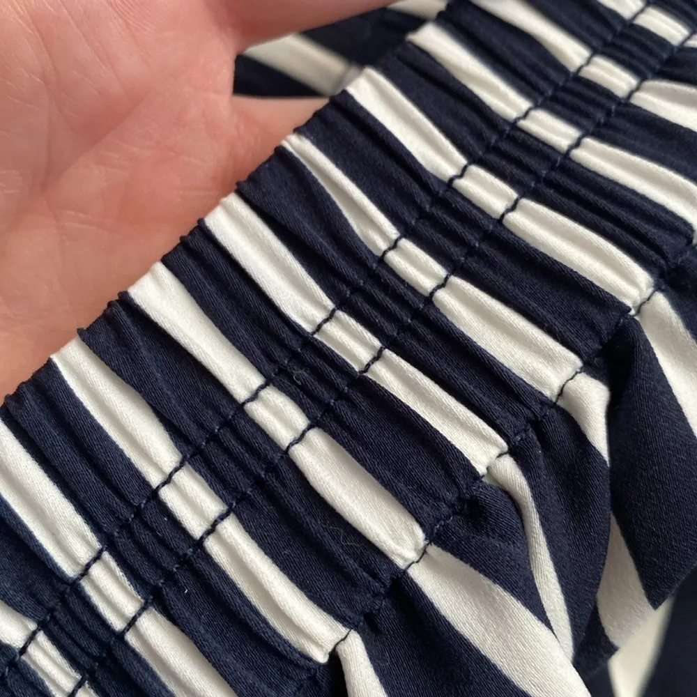 J. Crew Factory navy and white stripped skirt. Blue Size 12 - Image 6