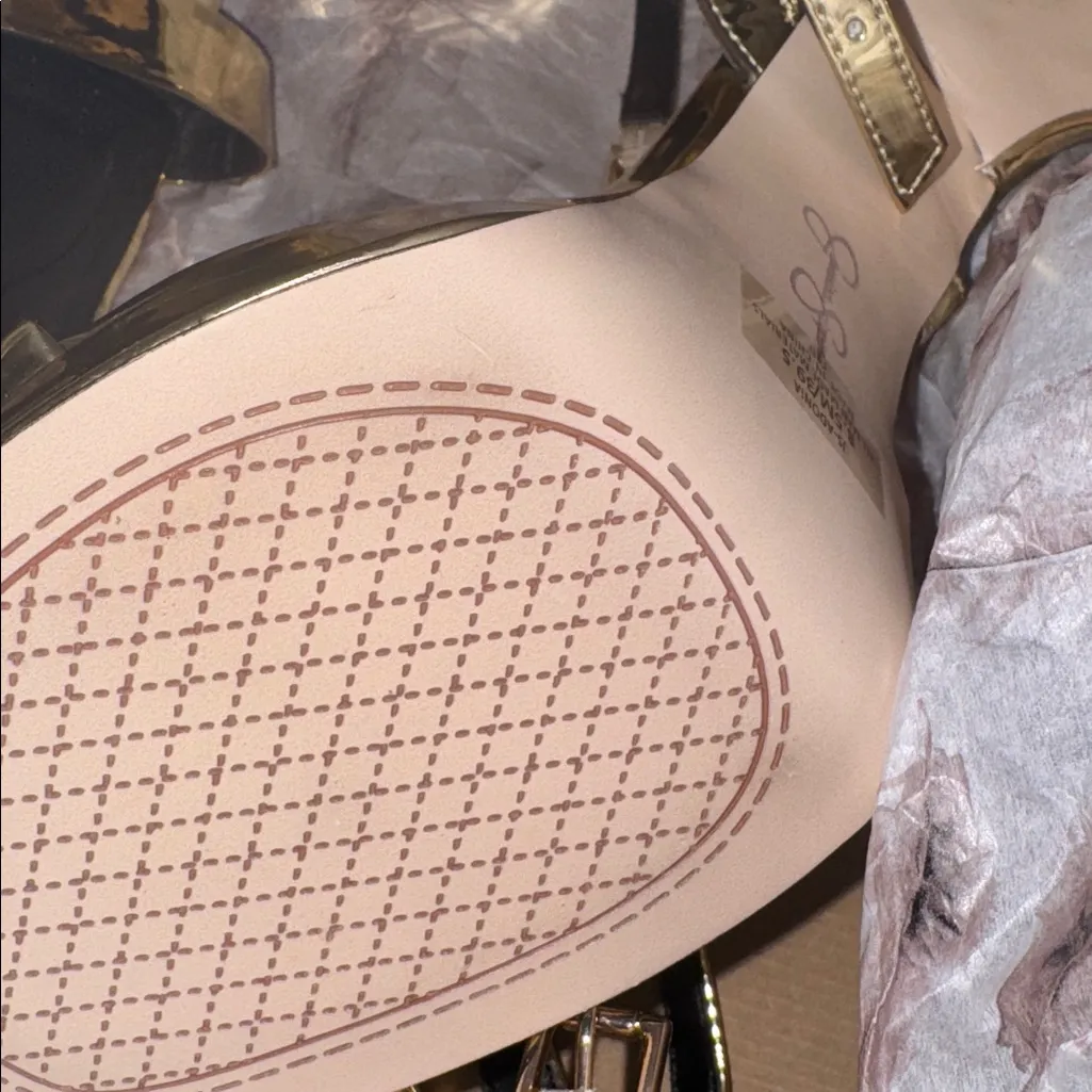 Jessica Simpson
Women's Adonia‎ Platform Dress Sandals Gold Platform Heels - Image 10