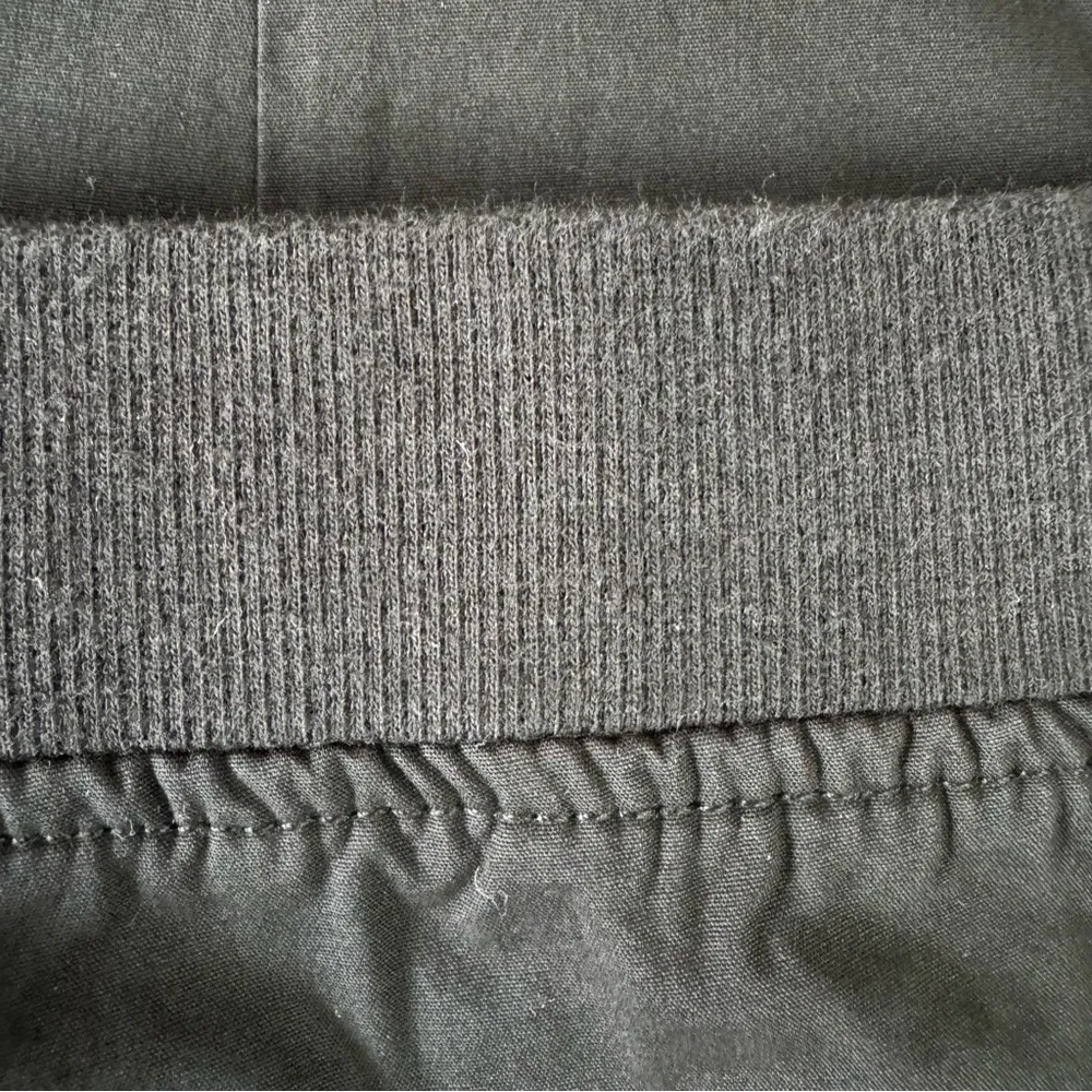 Chico’s Fitigues Christa Roll Pants in Basic Black Size 1/8 NEW - Image 8