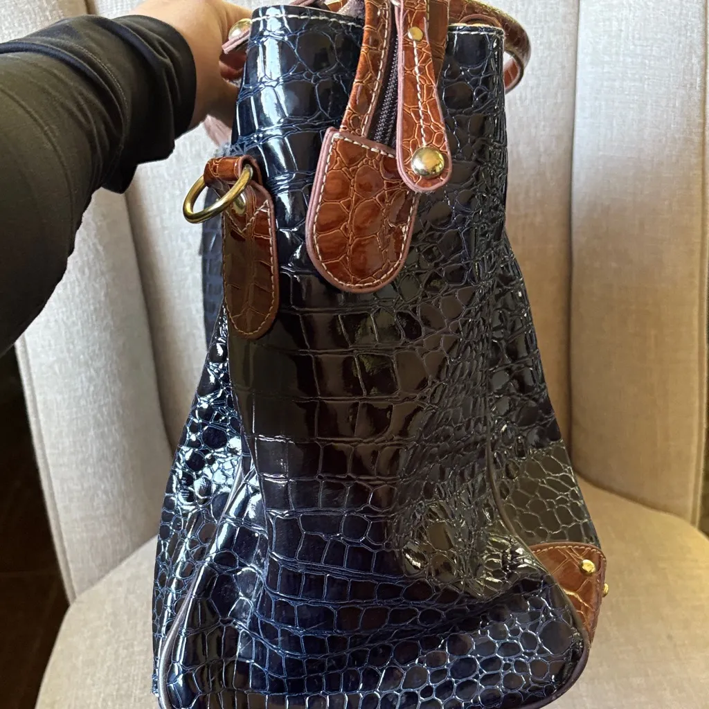Vintage Samantha Brown Navy & Brown Croc Embossed Travel Tote Bag - Image 6