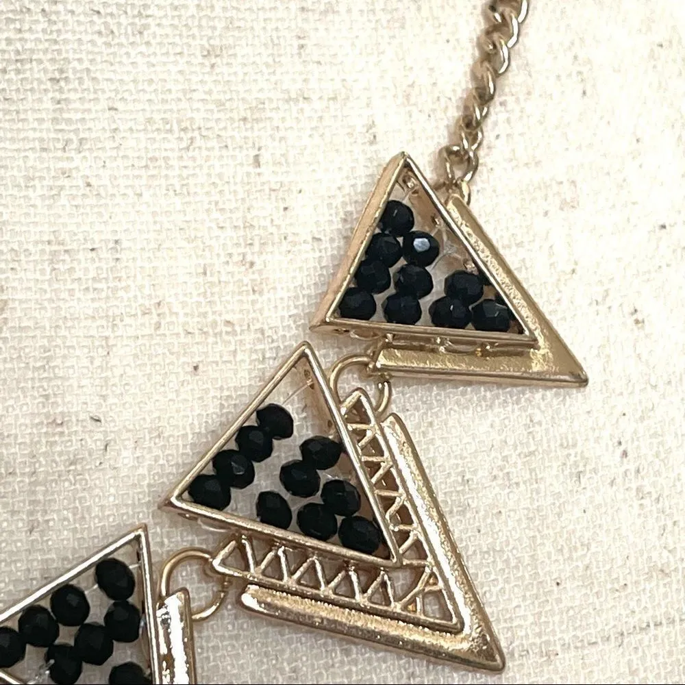 Gold tone black beaded triangle necklace - Image 5