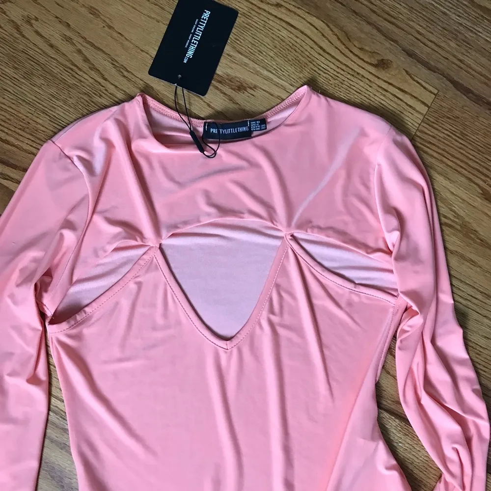 PrettyLittleThing Peach Bodysuit NWT - Image 5