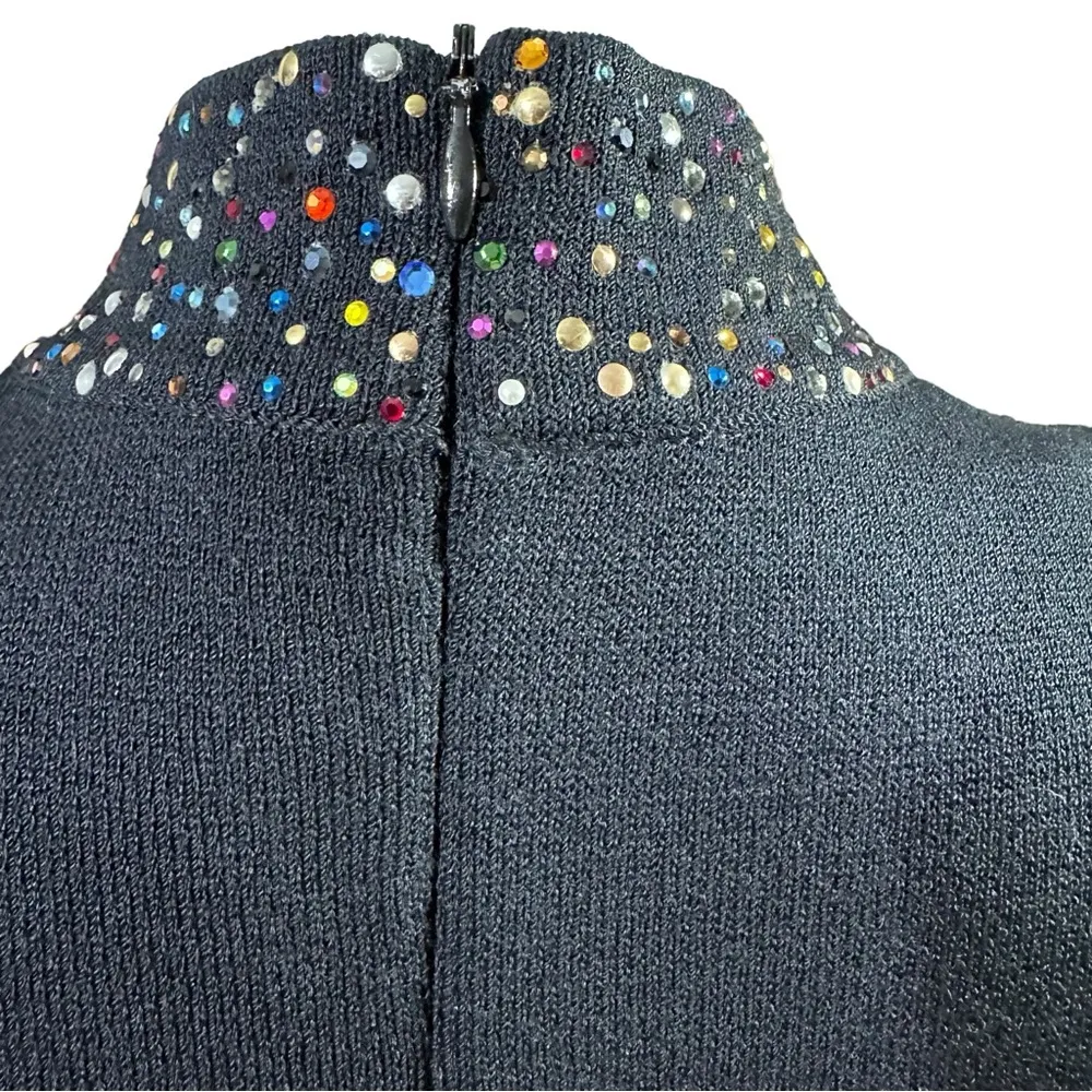 St. John Black Knit Sleeveless Top with Beaded Embellishments Sz Small - Image 4