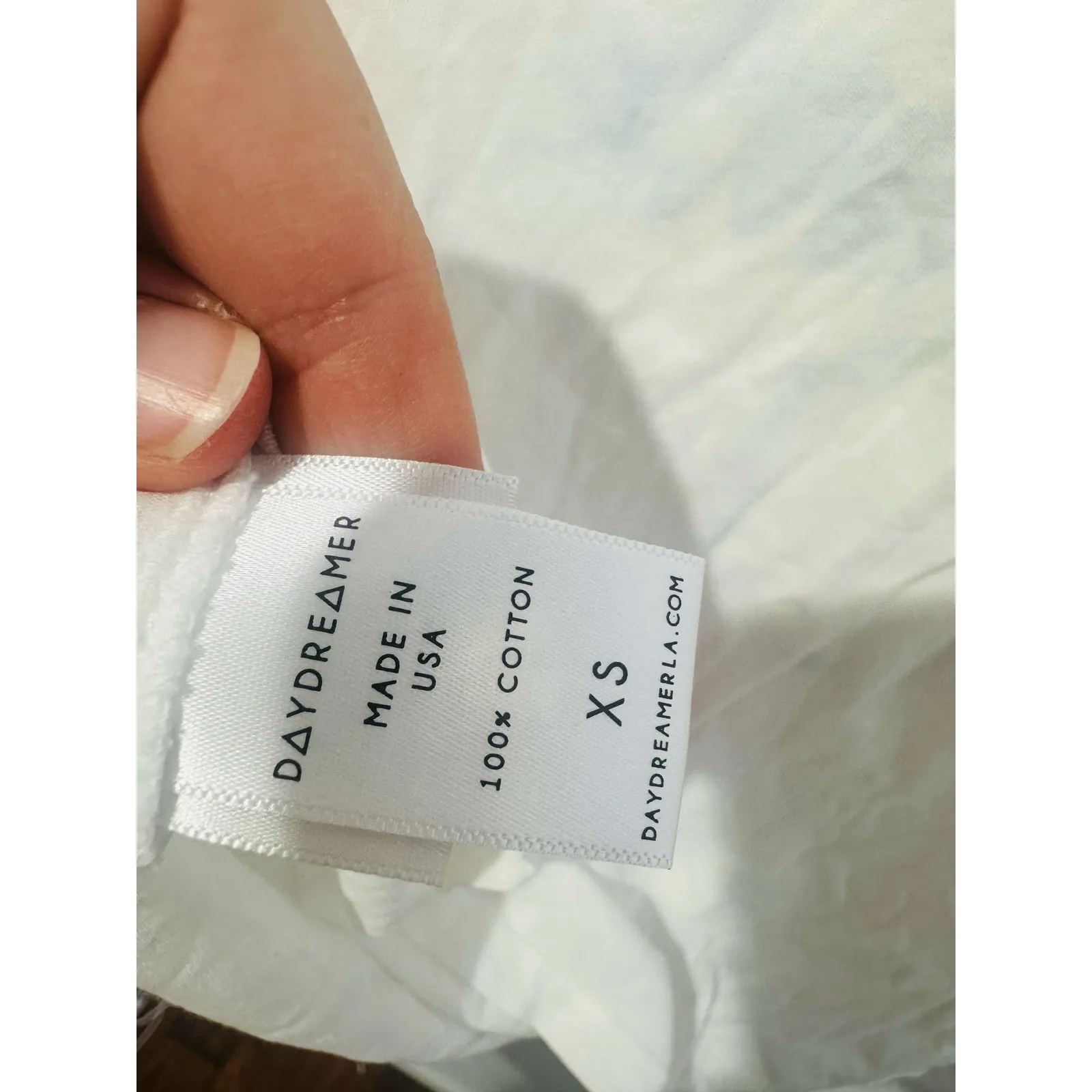 DAYDREAMER Elton John New York Boyfriend Tee size Extra Small Flawed - Image 5