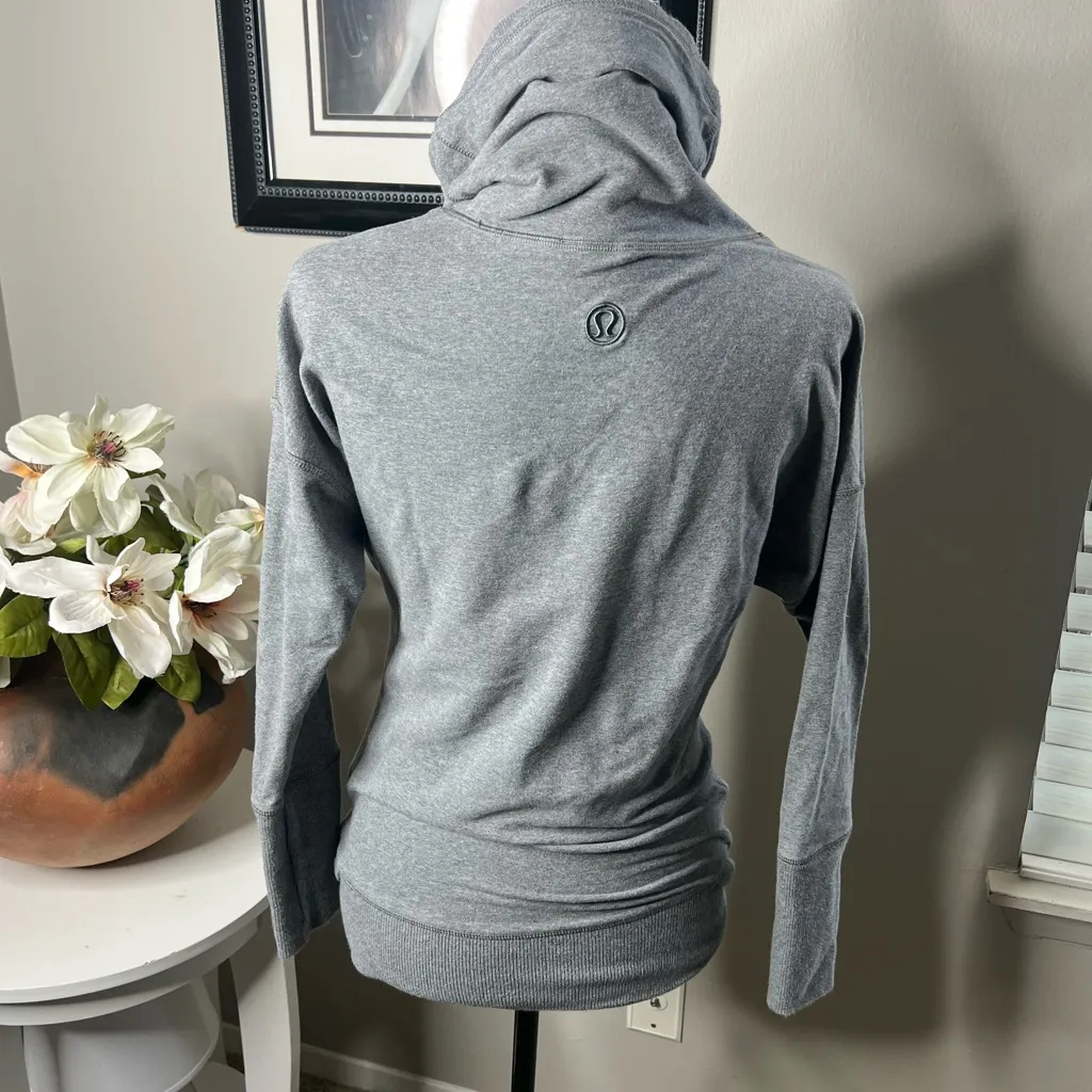 Lululemon rest‎ day pullover 4 vintage sports grey - Image 9