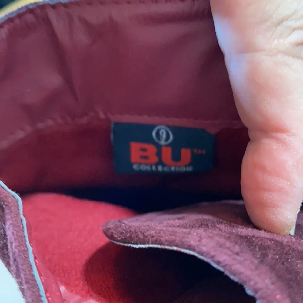 BU Maroon Booties Faux Leather/Suede 9M XC Size 9 - Image 4