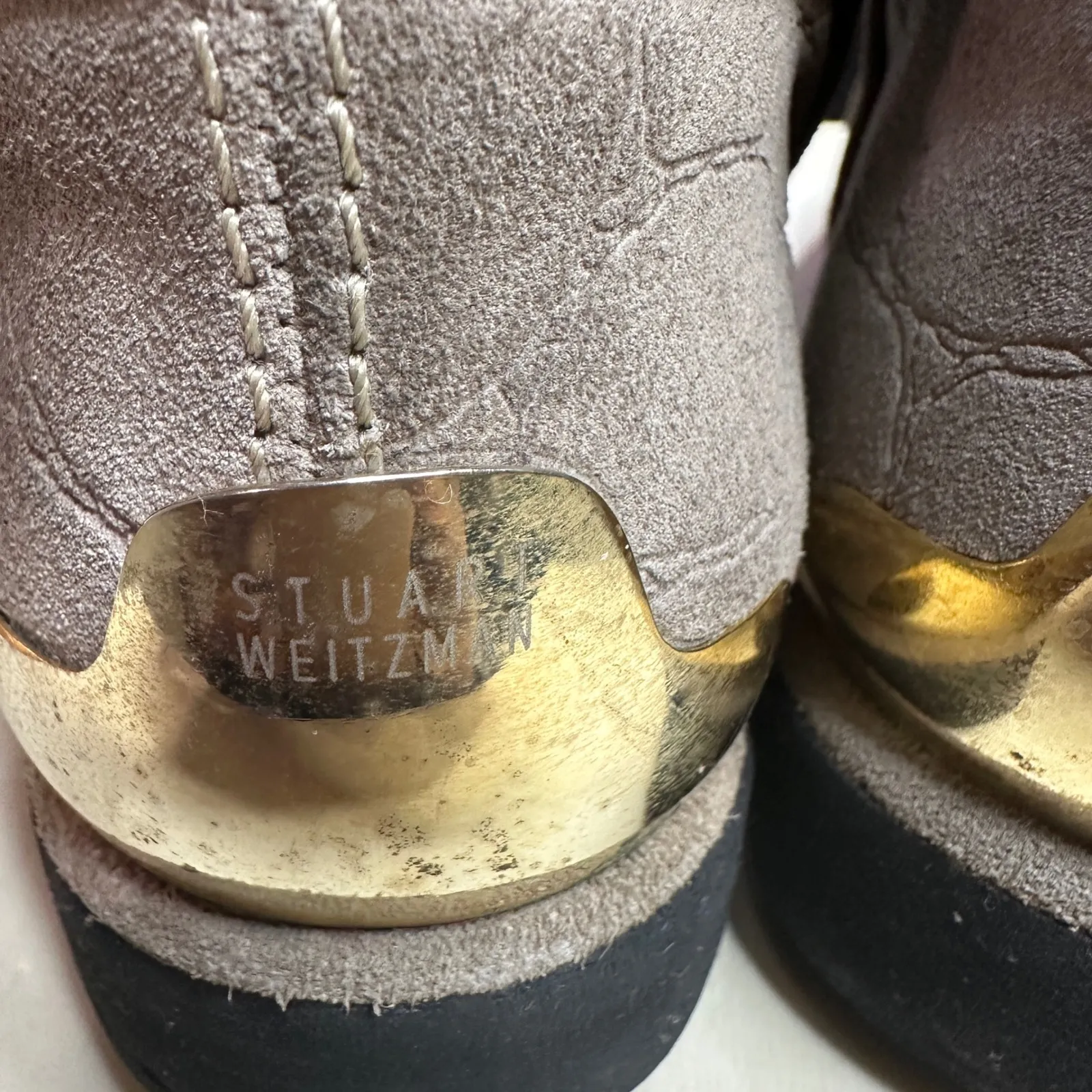 Stuart Weitzman Suede Shearling Lined Winter Boots Taupe Croc Embossed Size 7.5 - Image 3