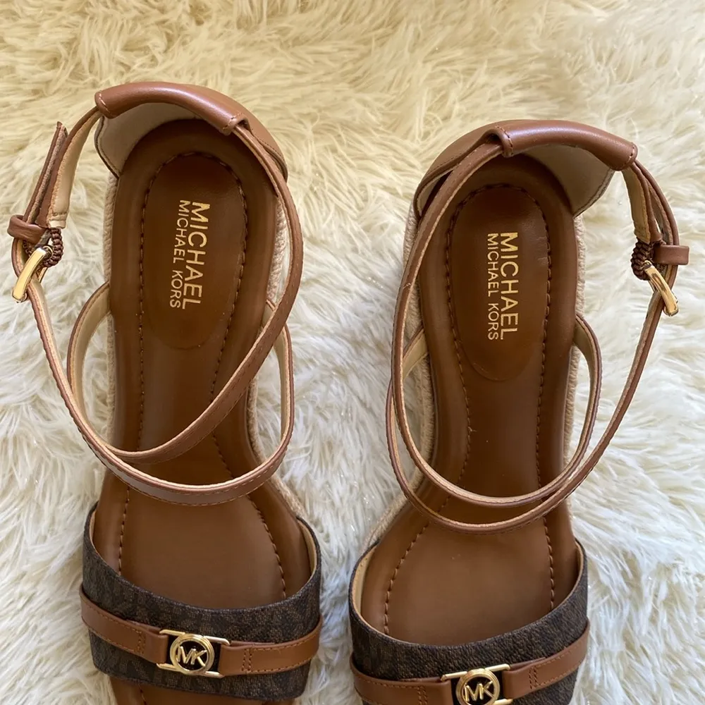 NWT

Michael Kors
Mandy Espadrille Wedge Sandals - Image 5